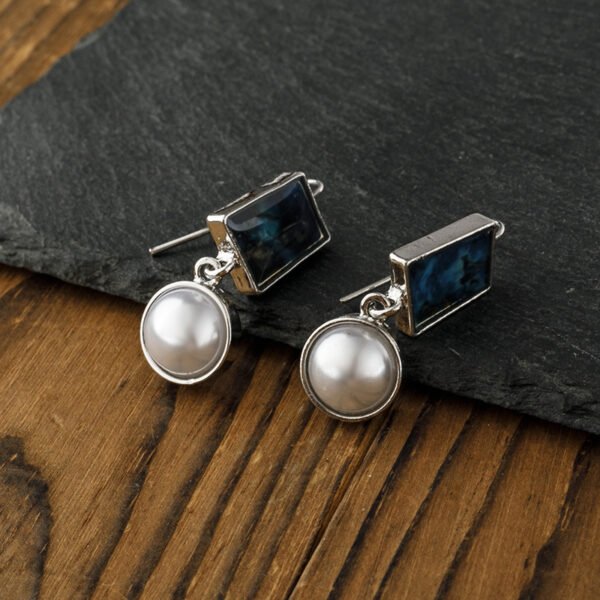 European And American Bohemian Pearl Earrings - Image 2