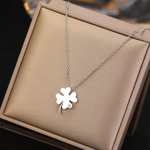 Stainless Steel Necklaces Bohemian Temperament Clover Crystal Zircon Pendant Everyday Wear Chain Girl Necklace For Women Jewelry - Image 4